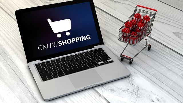 Von zu Hause aus nebenbei Geld verdienen - Verkauf von Produkten auf Online-Marktplätzen